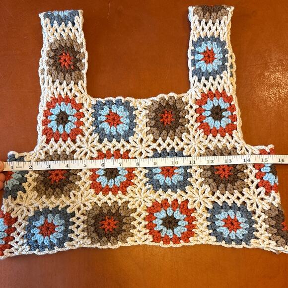 Boho Crochet Granny Square Crop Top RSQ XS Handmade Style Festival Summer - Picture 2 of 9